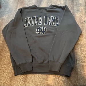 colosseum notre dame sweatshirt - men small - like new